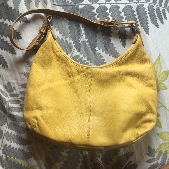 The Sak Handbags - 💛“The Sak” hobo in vibrant yellow. 💛